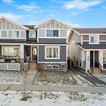 Mountain Hideaway Two Bedroom Basement Suite