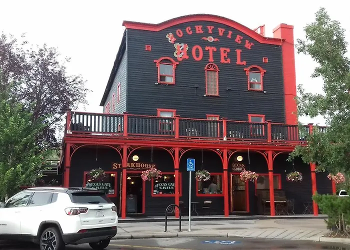 The Cochrane Rockyview Hotel