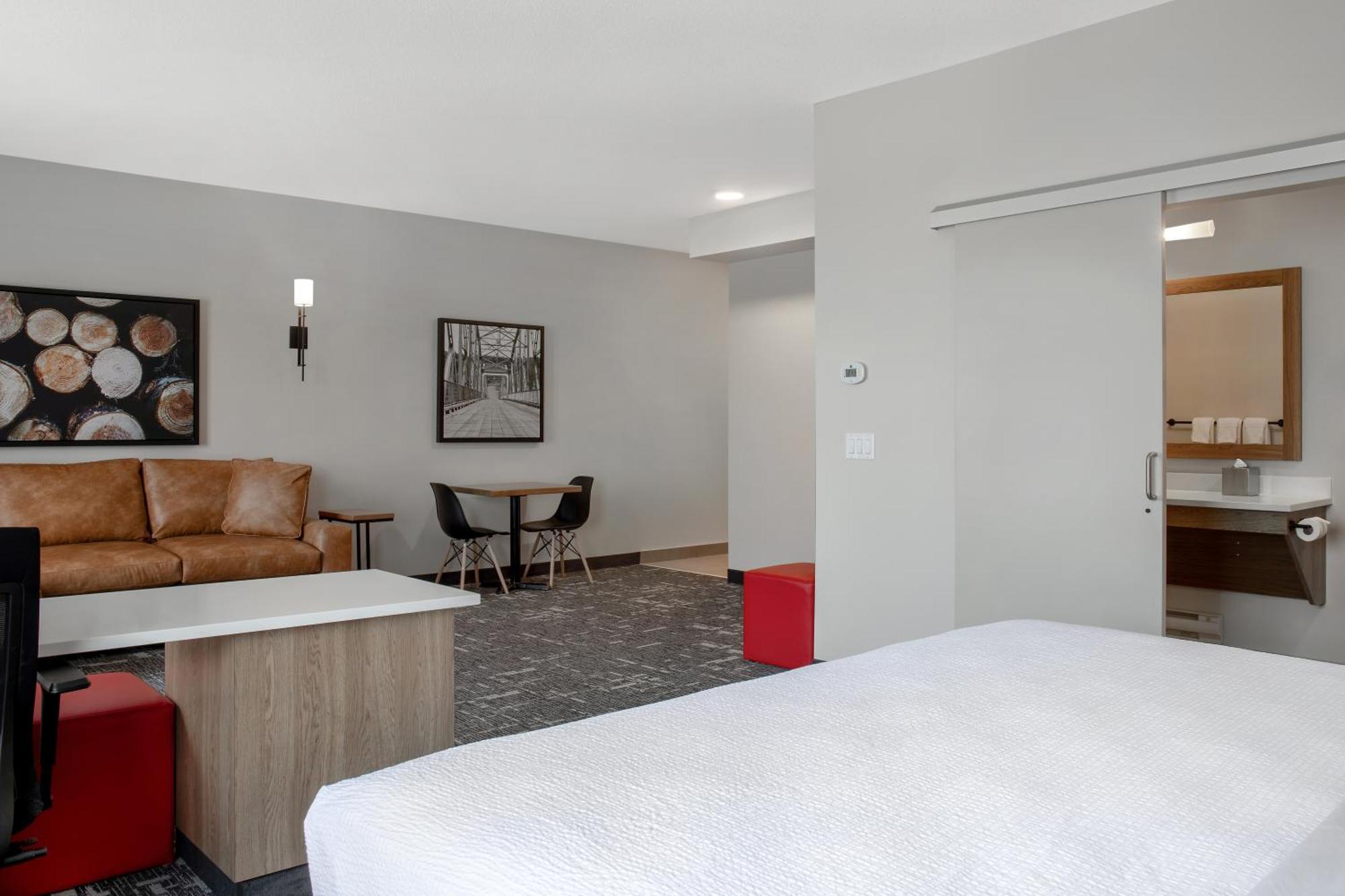 Ramada By Wyndham Cochrane Hotel Cochrane
