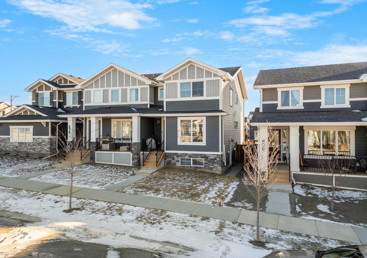 Mountain Hideaway Two Bedroom Basement Apartment Cochrane