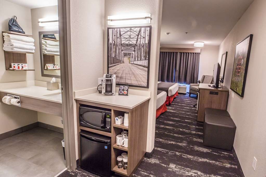 Ramada By Wyndham Cochrane Hotel Cochrane