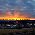 Entire Guest Suite In Cochrane, Ab