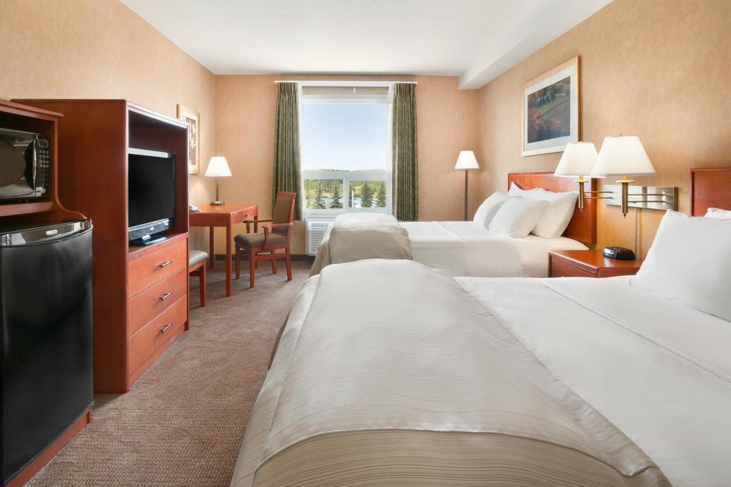 Hotel Days & By Wyndham