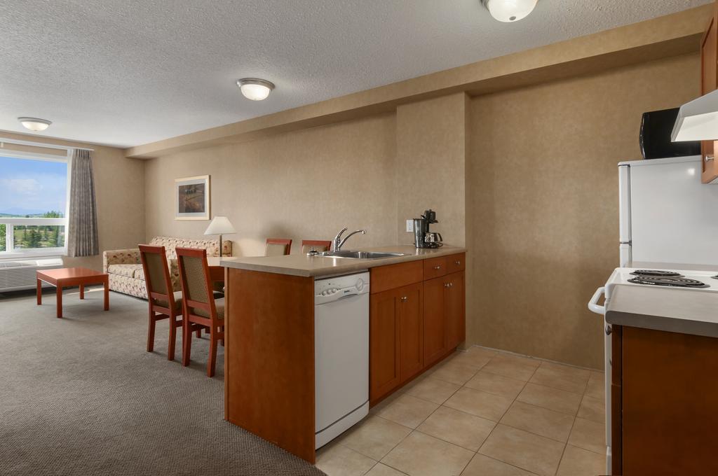 Hotel Days & By Wyndham 2*