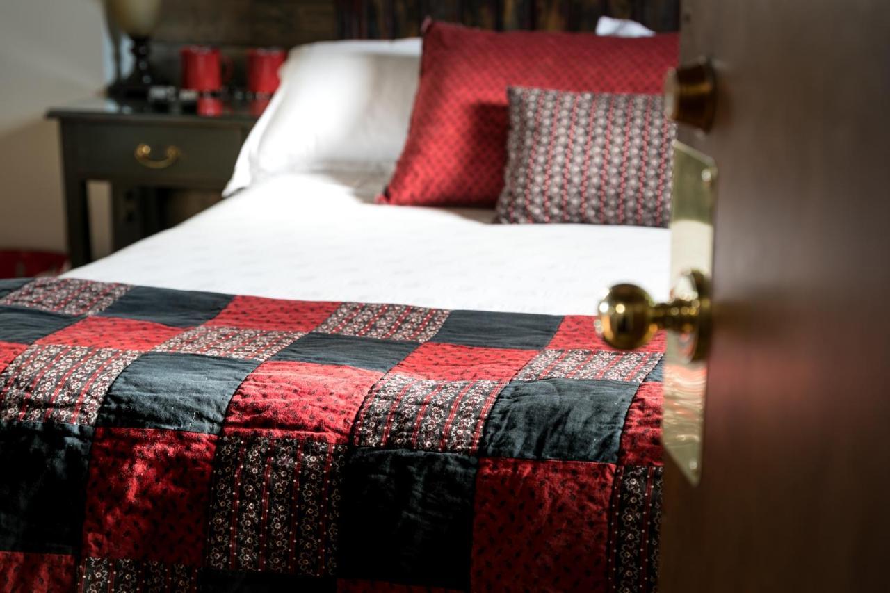 The Rockyview Hotel
